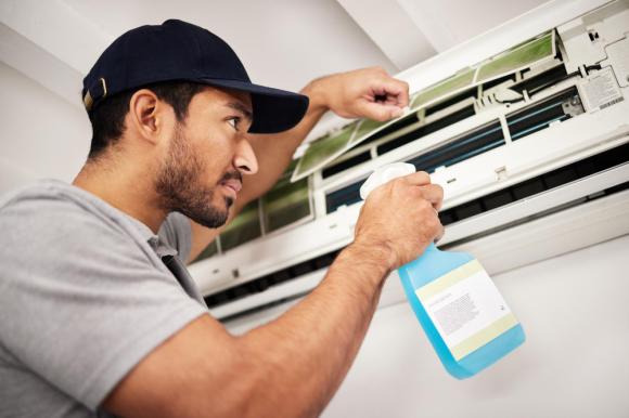 AC Cleaning Service in Dubai