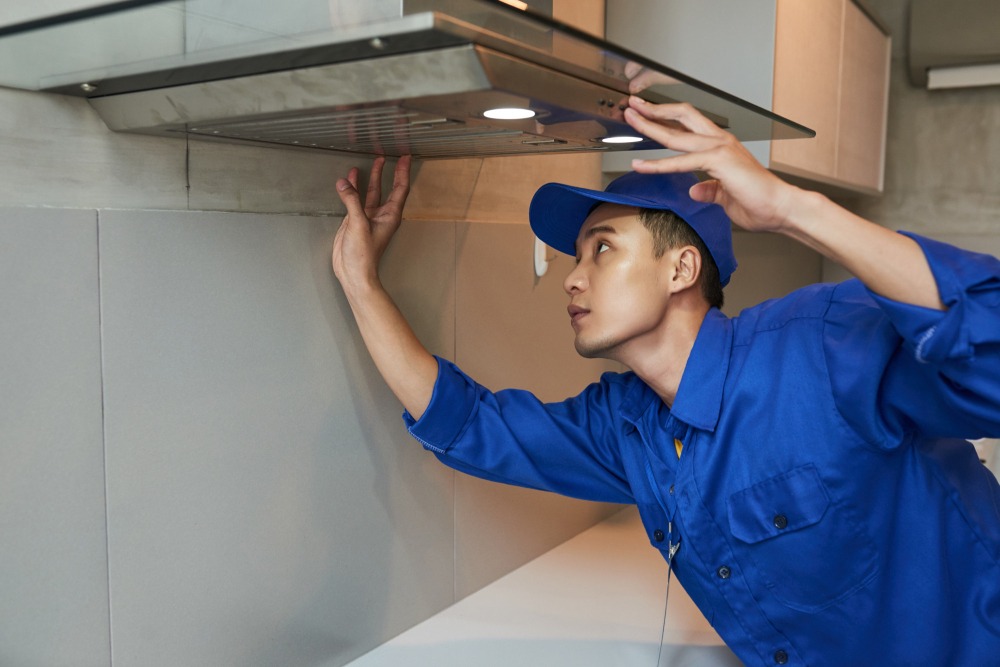 Professional kitchen hood cleaning copmany in Dubai